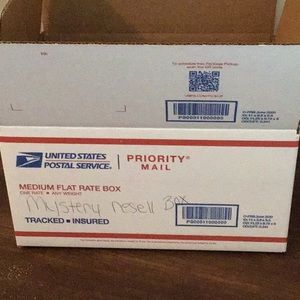 Mystery Resell electronic box/ phone box 6 items